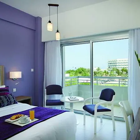Sentido Kouzalis Hotell Protaras